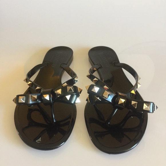 Valentino Garavani Rockstud PVC Flip Flop Thong - Picture 3 of 8